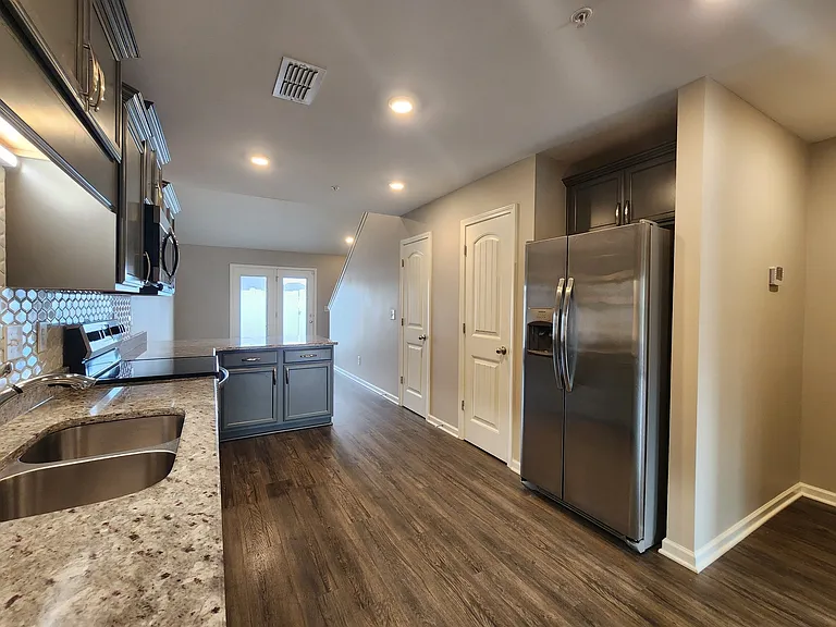 431 Tristan Way — Photo 7