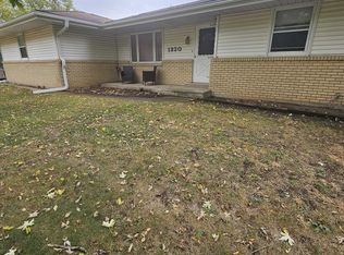 1320 Jackson St, Pecatonica, IL 61063