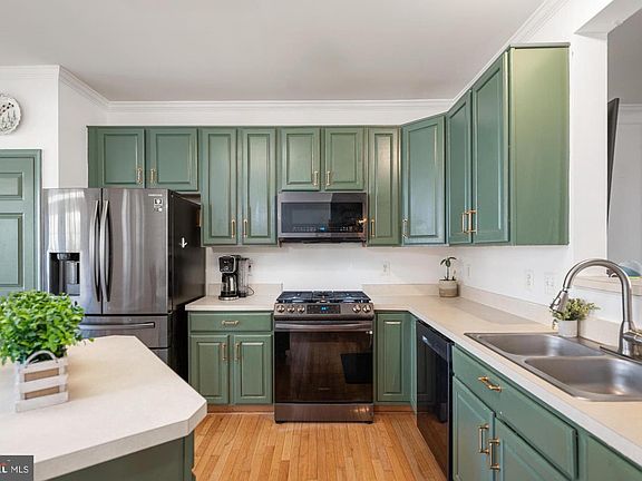 2nd image of 3744 Shannons Green Way