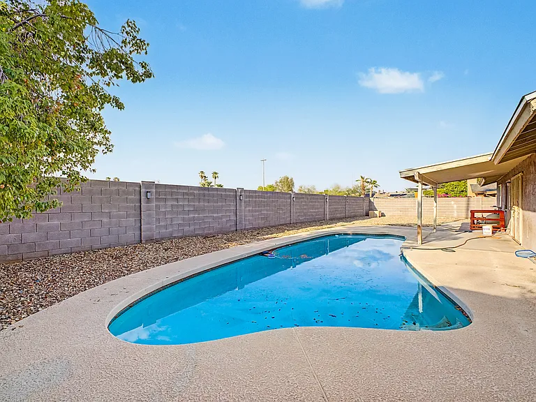 3236 E Windrose Dr — Photo 15