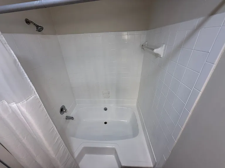 8202 Cedar Glen Dr — Photo 8