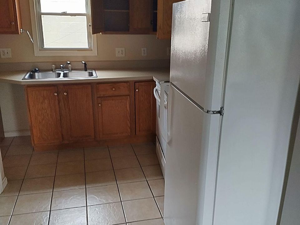 1st image of 739 Harriet Ave