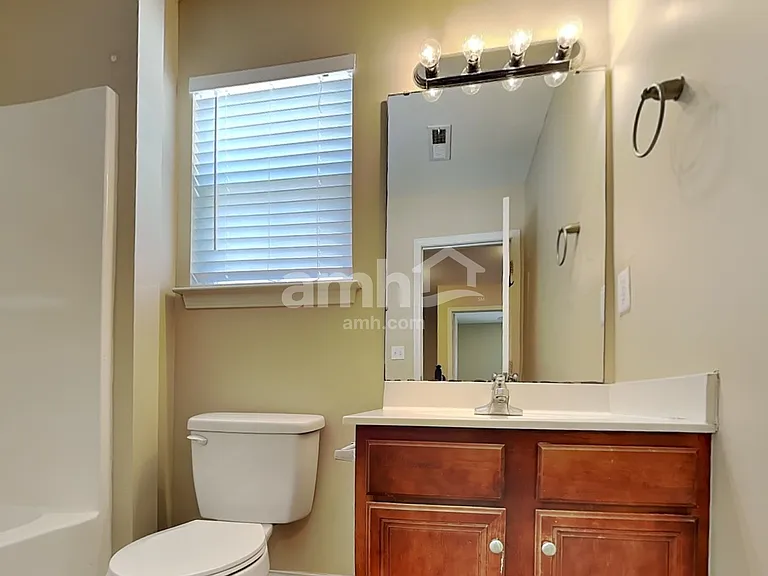 126 Diploma Dr — Photo 15