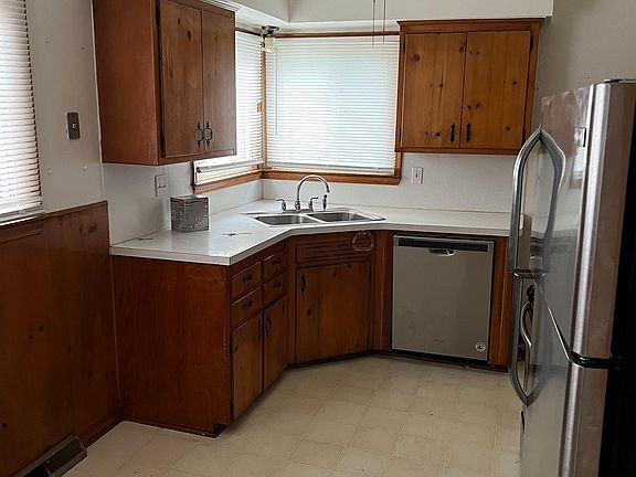 4th image of 8808 Sarasota