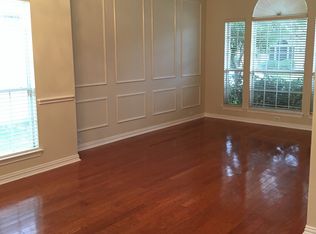 9429 Western Trl, Irving, TX 75063