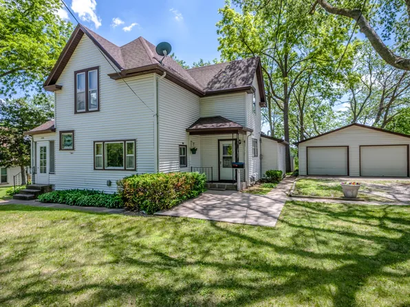 120 E 10th St, Logan, IA 51546