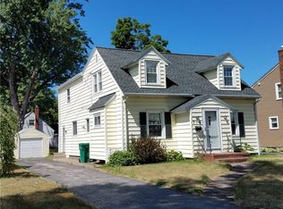 300 Seville Dr, Rochester, NY 14617