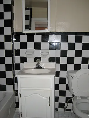 Rented by Magnone Real Estate | media 35