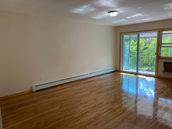 2nd image of 7143 Parsons Blvd Floor 3