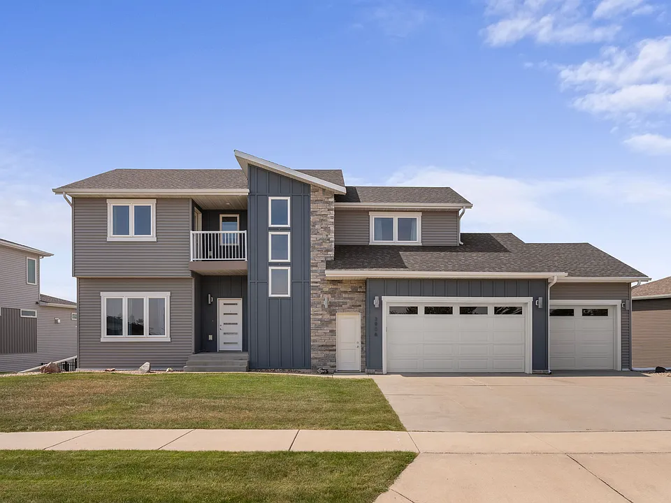 3906 Lone Peak Dr