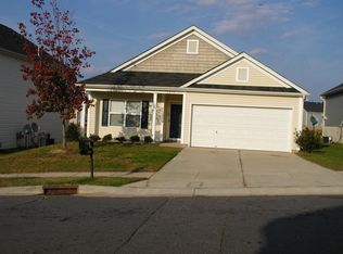 9818 Holly Park Dr, Charlotte, NC 28214