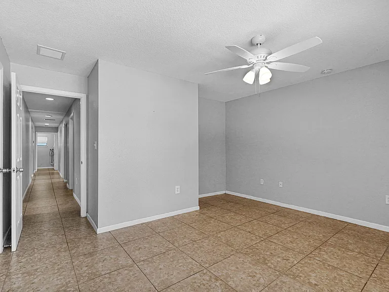 520 N Southridge Rd — Photo 15