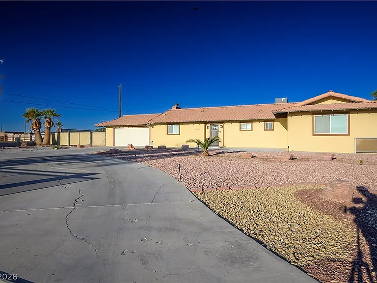 7435 Rogers St — Photo 42
