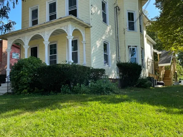 18 Silver St #3, Middletown, CT 06457