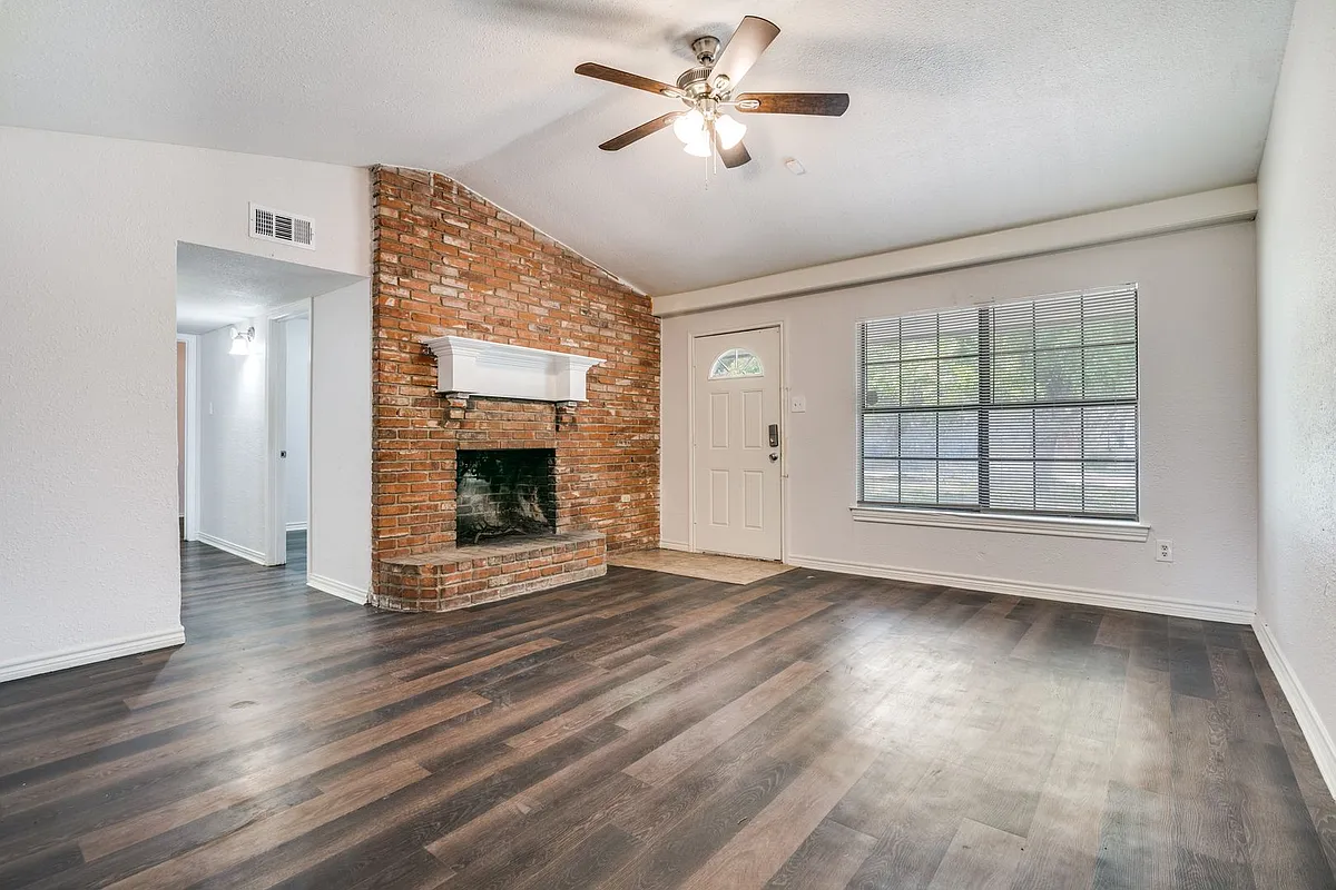 Building Photo - 818 Quinette Dr
