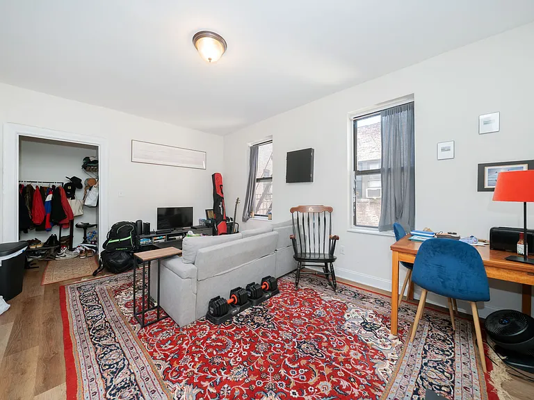 5025 Broadway #5C — Photo 2