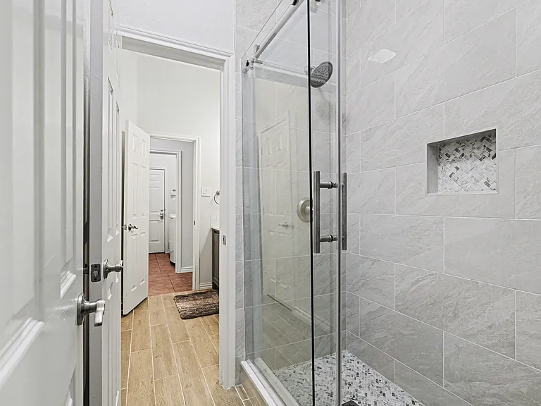 11709 Wild Pear Ln — Photo 24
