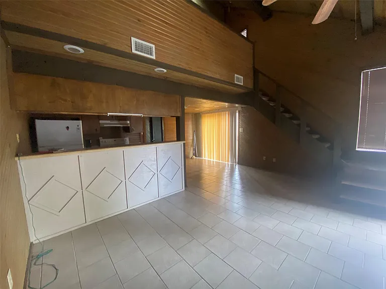 24605 Pools Creek Dr — Photo 10