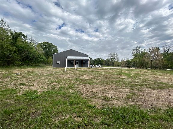 4th image of 3398 Appleyard Rd