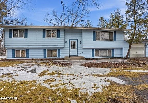 2nd image of 209 Seebart St