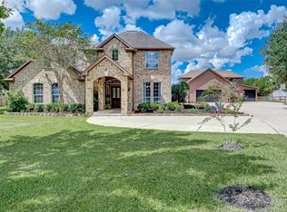 10411 W Hidden Lake Ln, Richmond, TX 77406