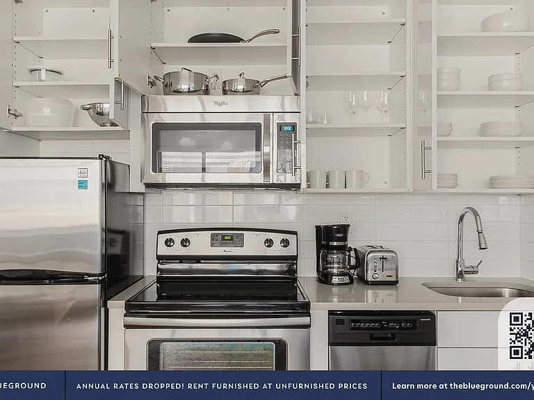 345 W 30th St #6C — Photo 8