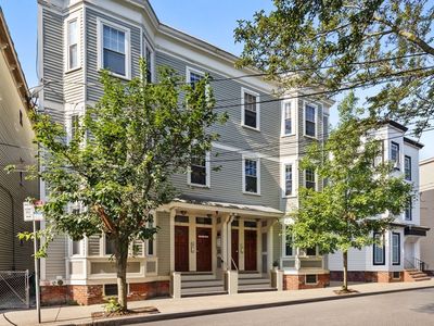 10 Marney St #2, Cambridge, MA, 02141