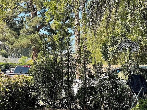 4th image of 4060 Harrison St