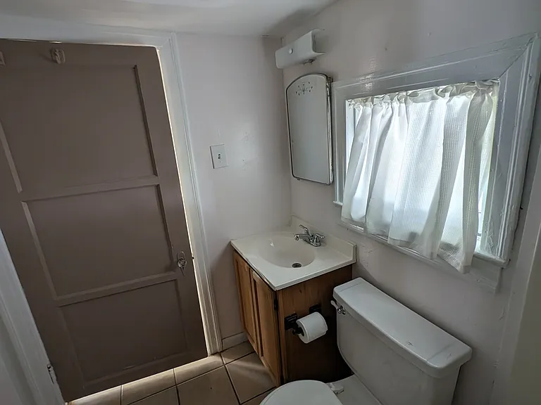 3711 Tom Green St #A — Photo 12
