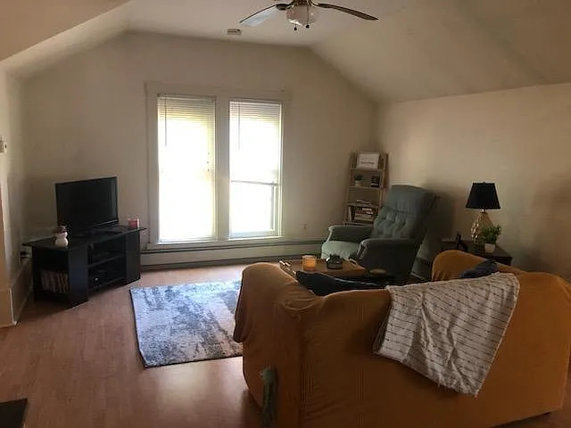 616 W Colfax Ave — Photo 9