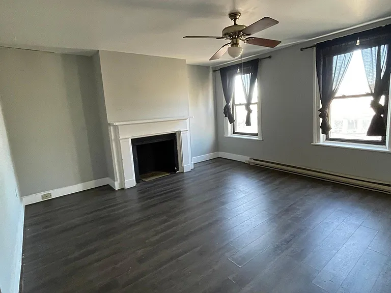 171 Eagle St #2 — Photo 10
