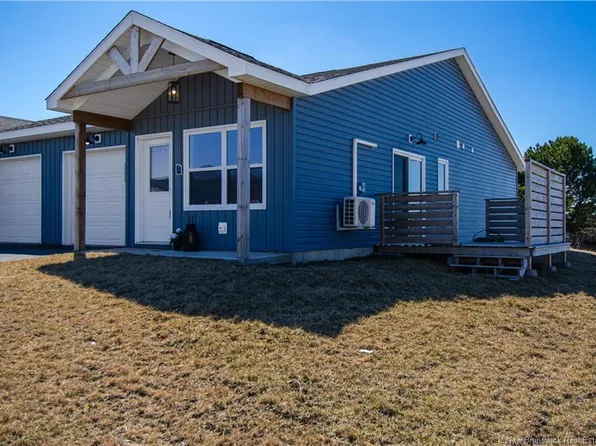 2 Colter St, Saint John, NB E2J 0L8