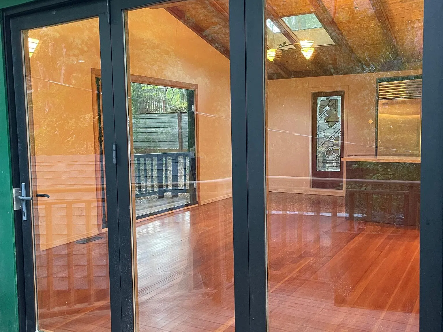 3 bed, 2000 sqft, $7,600 — Photo 4