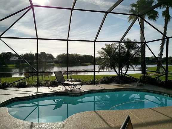 2nd image of 2576 Christopher Dr