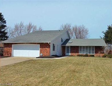 1st image of 18200 Fox Hollow Dr