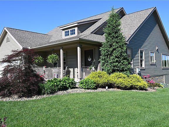 2nd image of 435 Back Bay Dr