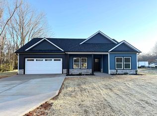 177 Cedar Ave, Wellford, SC 29385