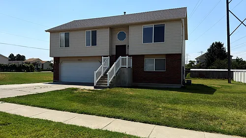 1517 W 600 N Photo 1