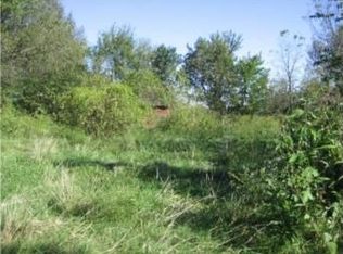 500 Lake Rd, Garden City, MO 64747