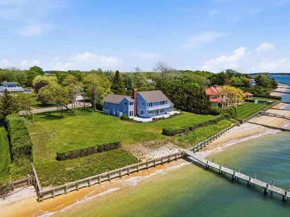 90 Peconic Ave, Shelter Island, NY 11964