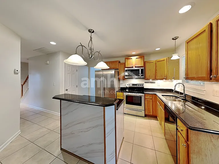 10928 Harringham Ln — Photo 3