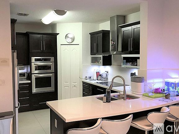 4th image of 10928 NW 69th St #10928