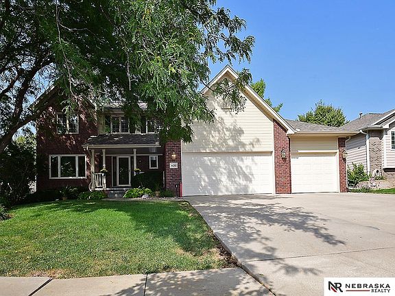 2nd image of 4120 Birch Creek Dr