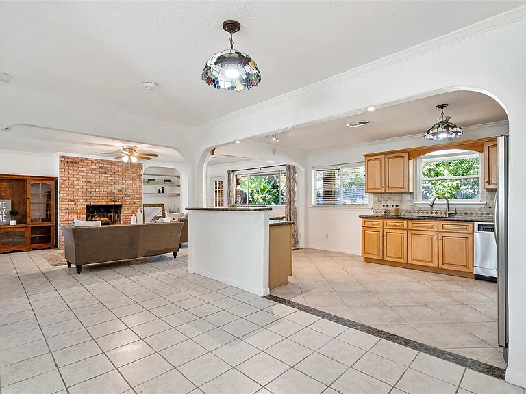 9214 Bronco Dr — Photo 13