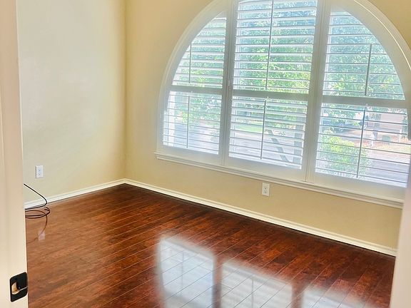 2nd image of 18106 Camino Del Mar