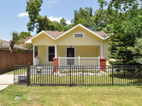 816 Kern St, Houston, TX 77009