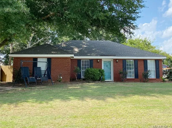 106 Shannon Ct, Prattville, AL 36066