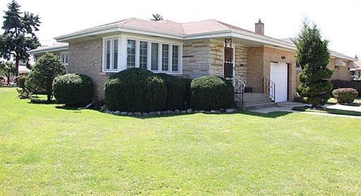 1st image of 7707 W Thorndale Ave