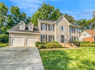 1606 Deercroft Ct, Greensboro, NC 27407