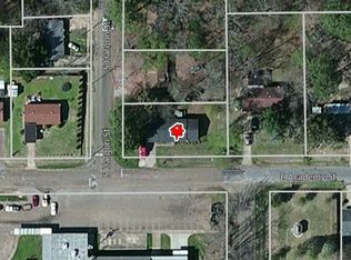 807 E Academy St, Canton, MS 39046
